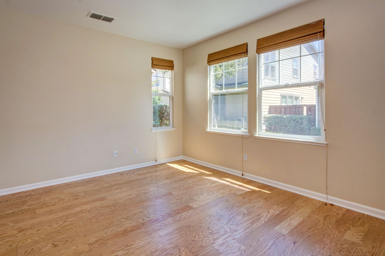 1650 Glenmore-09.jpg